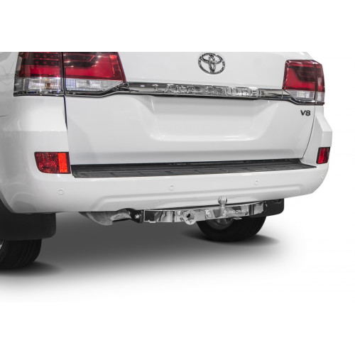 Фаркоп BERG на Toyota Land Cruiser 200 2007- Арт. F.5713.003 (кроме Executive) с нержавеющей накладкой